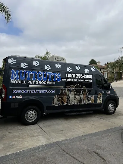 Muttcutts mobile riverside — photo from their website