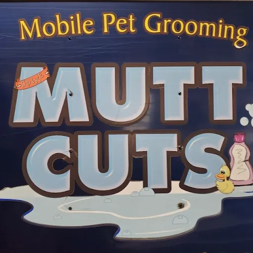 Mutt Cuts Mobile Pet Grooming — business logo from Google